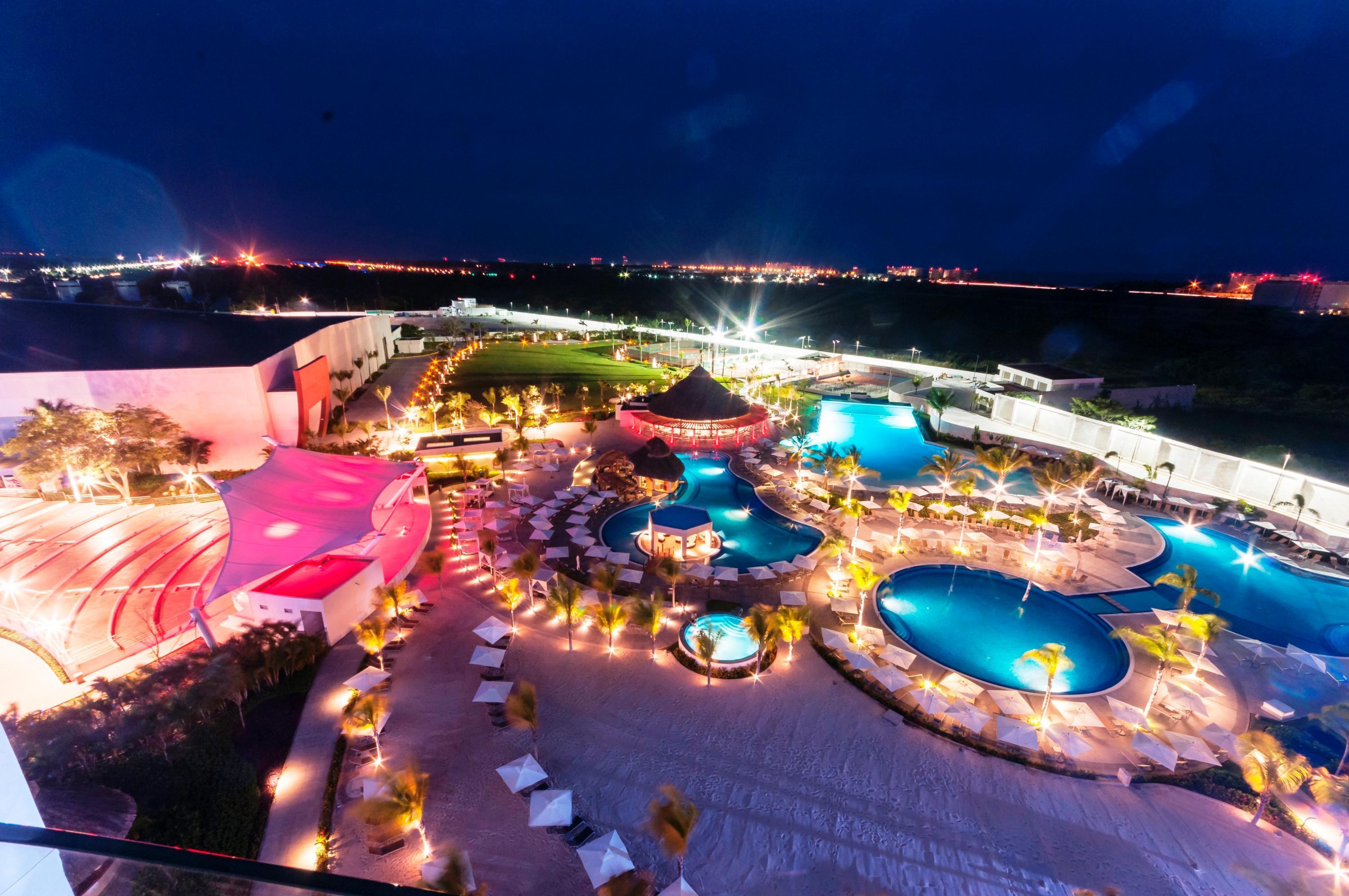 Palacio Mundo Imperial Riviera Diamante Acapulco Exterior photo Hard Rock Hotel Cancun